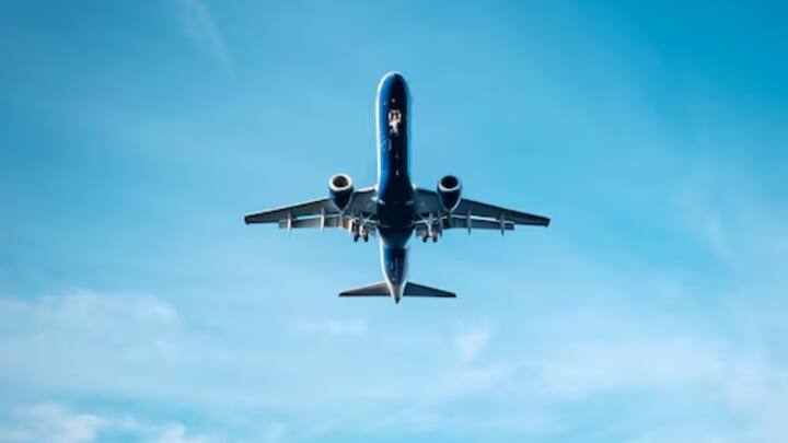 अलास्का स्टेट ट्रूपर्स और राष्ट्रीय सुरक्षा बोर्ड का खोज और बचाव दल लगातार विमान की खोज कर रहा है, और इस कोशिश में है कि किसी तरह से उसका कोई सुराग लग जाए.