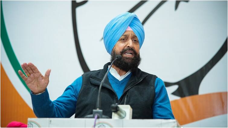 Congress leader pratap bajwa claims 30 mlas of aap in his contact hints to form new government पंजाब में कांग्रेस विधायक प्रताप बाजवा का बड़ा दावा, 'AAP के 30 विधायक हमारे संपर्क में'