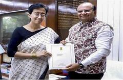 દિલ્લીમાંથી AAPનું વિસર્જન, આતિશીએ મુખ્યમંત્રીના પદ પરથી આપ્યું રાજીનામુ, હવે નવી સરકારના શ્રીગણેશ