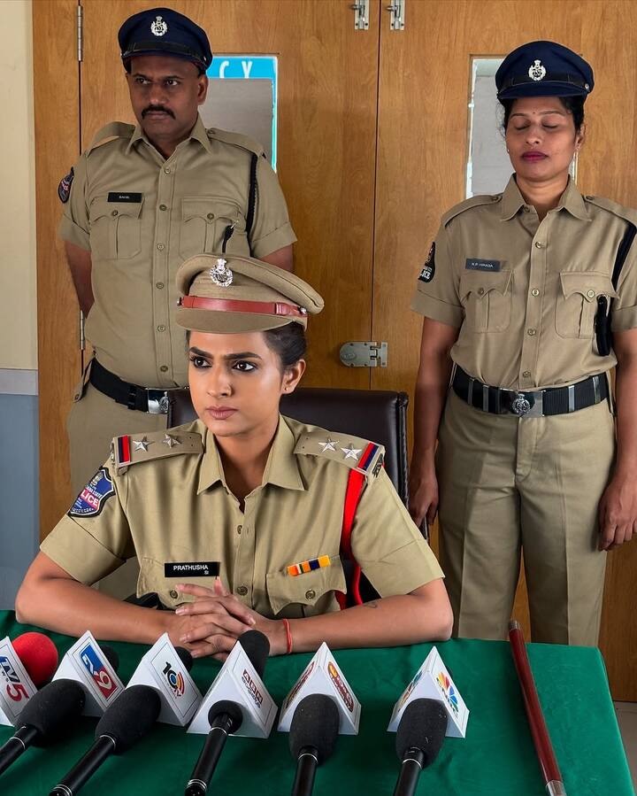 సినిమాలతో నేహా దేశ్‌పాండేకి సక్సెస్ రాలేదు. దాంతో సీరియల్స్ వైపు చూసింది. ఇప్పుడు 'కాంతార' సీరియల్ చేస్తోంది. ఇక నుంచి వరుస పెట్టి సీరియల్స్ చేస్తుందేమో చూడాలి.