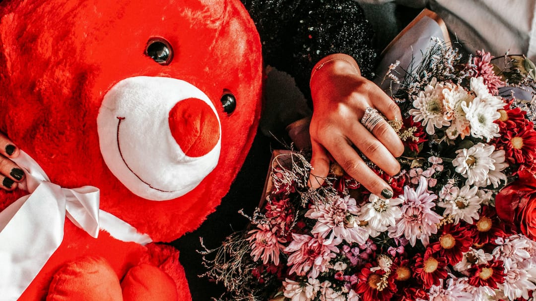 Happy Teddy Day 2025: Messages Quotes And Greetings To Share With Your Special One Valentine's Week Happy Teddy Day 2025: Messages, Quotes, And Greetings To Share With Your Special One