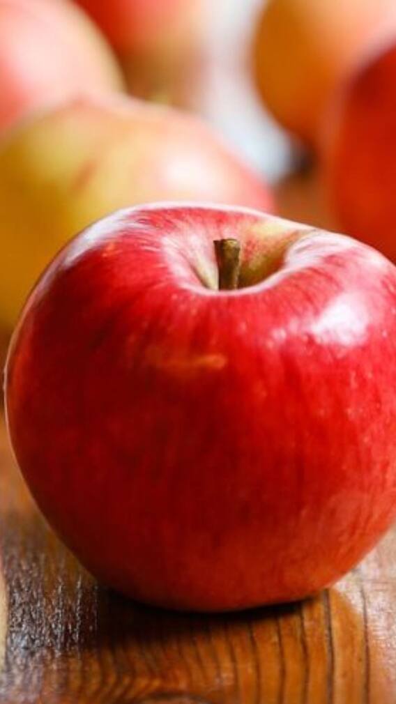 রোজ আপেল খেলে বাড়বে ওজন ?