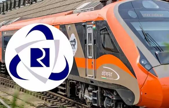 Online Waiting Ticket Cancellation: ઓનલાઈન બુક કરાયેલી ટિકિટ આપમેળે રદ થઈ જાય છે. પરંતુ શું તમે જાણો છો કે તમને તેના માટે સંપૂર્ણ રિફંડ મળતું નથી. જાણો IRCTC કેટલો ચાર્જ કાપે છે? ભારતીય રેલવેમાં દરરોજ કરોડો મુસાફરો મુસાફરી કરે છે. રેલ્વે આ મુસાફરો માટે હજારો તાલીમ કેન્દ્રો પણ ચલાવે છે. રેલ્વે મુસાફરી ખૂબ જ અનુકૂળ અને આરામદાયક છે. એટલા માટે મોટાભાગના મુસાફરો ટ્રેનમાં મુસાફરી કરવાનું પસંદ કરે છે.