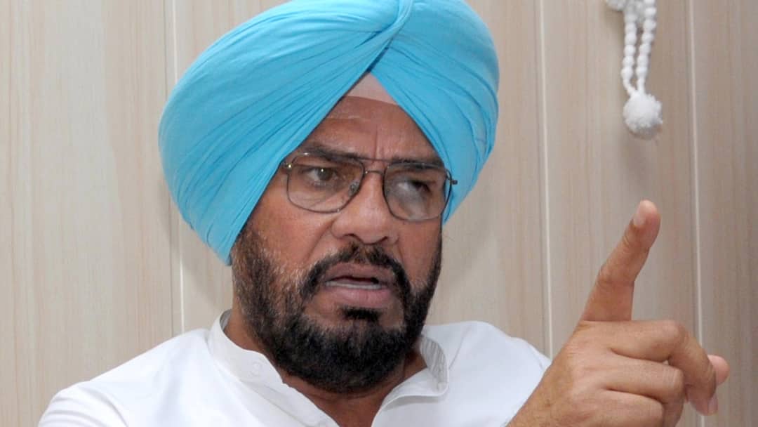 Punjab: डंकी रूट से अमेरिका जा रहे शख्स की मौत, मंत्री कुलदीप सिंह धालीवाल ने की ये अपील Punjab Minister Kuldeep Singh Dhaliwal reaction on death of man by Heart Attack while going to America via Donkey Route Punjab: डंकी रूट से अमेरिका जा रहे शख्स की मौत, मंत्री कुलदीप सिंह धालीवाल ने की ये अपील