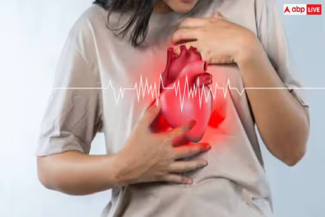 મધ્યપ્રદેશમાં ડાન્સ કરતી યુવતીને હાર્ટ અટેક આવતા મૃત્યુ, નાની વયે હાર્ટ અટેકના એક્સ્પર્ટેસ દર્શાવ્યા આ કારણો A dancing girl in Madhya Pradesh died of a heart attack, experts revealed these reasons for the heart attack at a young age મધ્યપ્રદેશમાં ડાન્સ કરતી યુવતીને હાર્ટ અટેક આવતા મૃત્યુ, નાની વયે હાર્ટ અટેકના એક્સ્પર્ટેસ દર્શાવ્યા આ કારણો