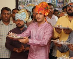 कृष्णराज महाडिक यांनी सोशल मीडियावर शेअर केला रिंकू राजगुरूसोबतचा फोटो, कॅप्शन देत म्हणाले, आज अभिनेत्री...