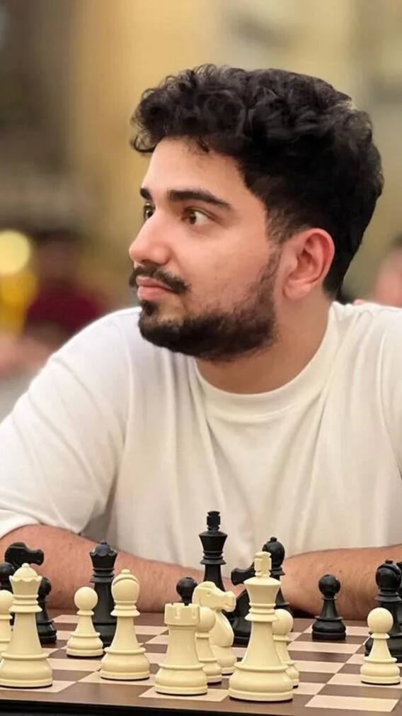 कहां के रहने वाले हैं कॉमेडियन समय रैना?