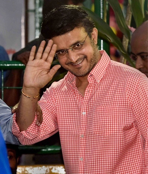 দাদাই যখন ব্রাত্য
