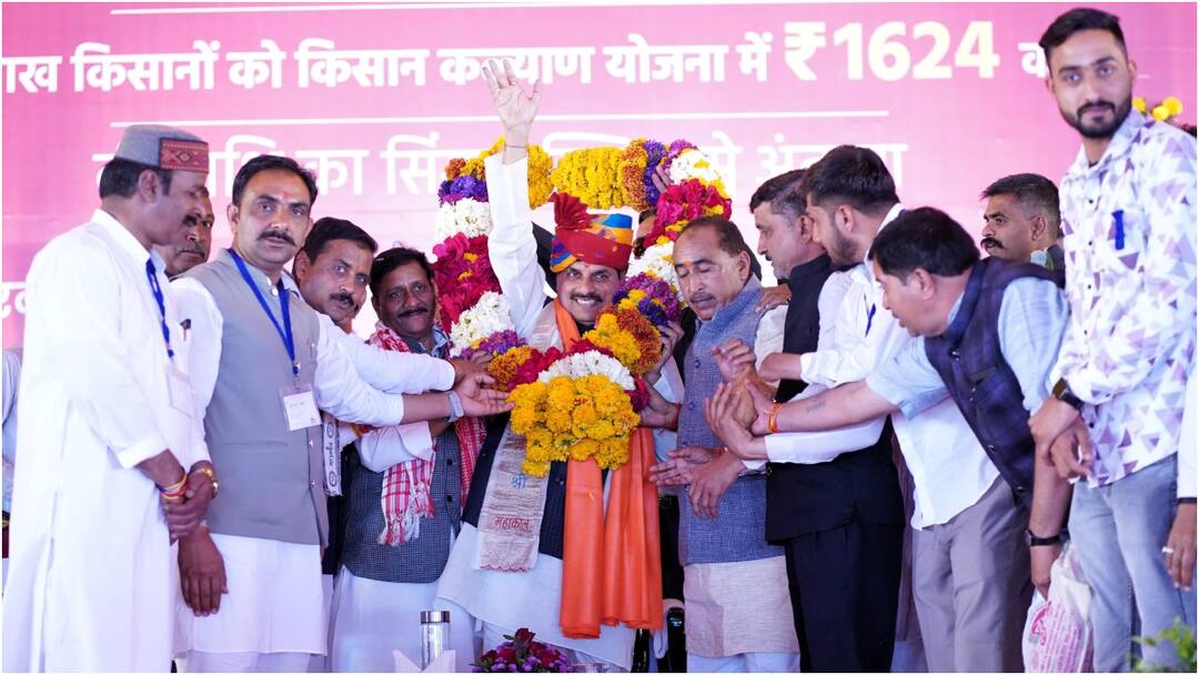 लाडली बहना योजना पर CM मोहन यादव का बड़ा ऐलान, 'अभी तो 1250 रुपये मिल रहे हैं, आगे इसे...' mohan yadav announced that amound under ladli behna scheme will be increased to 3000 rupees लाडली बहना योजना पर CM मोहन यादव का बड़ा ऐलान, 'अभी तो 1250 रुपये मिल रहे हैं, आगे इसे...'