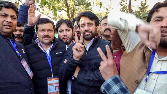 Delhi Police At AAP MLA Amanatullah Khan's Residence After FIR For 'Freeing' Murder Accused From Custody