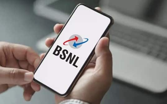 bsnl offers validity up to six month with unlimited free calling and data under price range of 1000