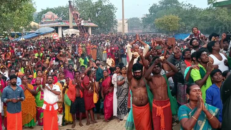 Thaipusam Festival Celebrations at Palani Murugan Temple with Devotees Offering Prayers Thaipusam 2025 : “கைகளில் கற்பூரம் ஏந்தி அரோகரா முழக்கம்” பழனியில் களைக்கட்டிய தைப்பூச பெருவிழா..!