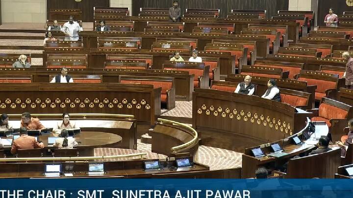 खासदार प्रफुल्ल पटेल भाषण करत असताना राज्यसभेत पीठासीन सभापती म्हणून सुनेत्रा पवार आणि राज्यसभा सदस्य म्हणून प्रफुल्ल पटेल यांच्या जुगलबंदी पाहायला मिळाली.