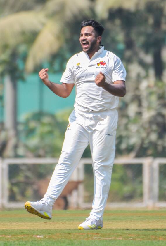 আইপিএলে অবিক্রিত, ভারতীয় দলে ঢুকে চমক দেবেন কেকেআরের প্রাক্তন তারকা?