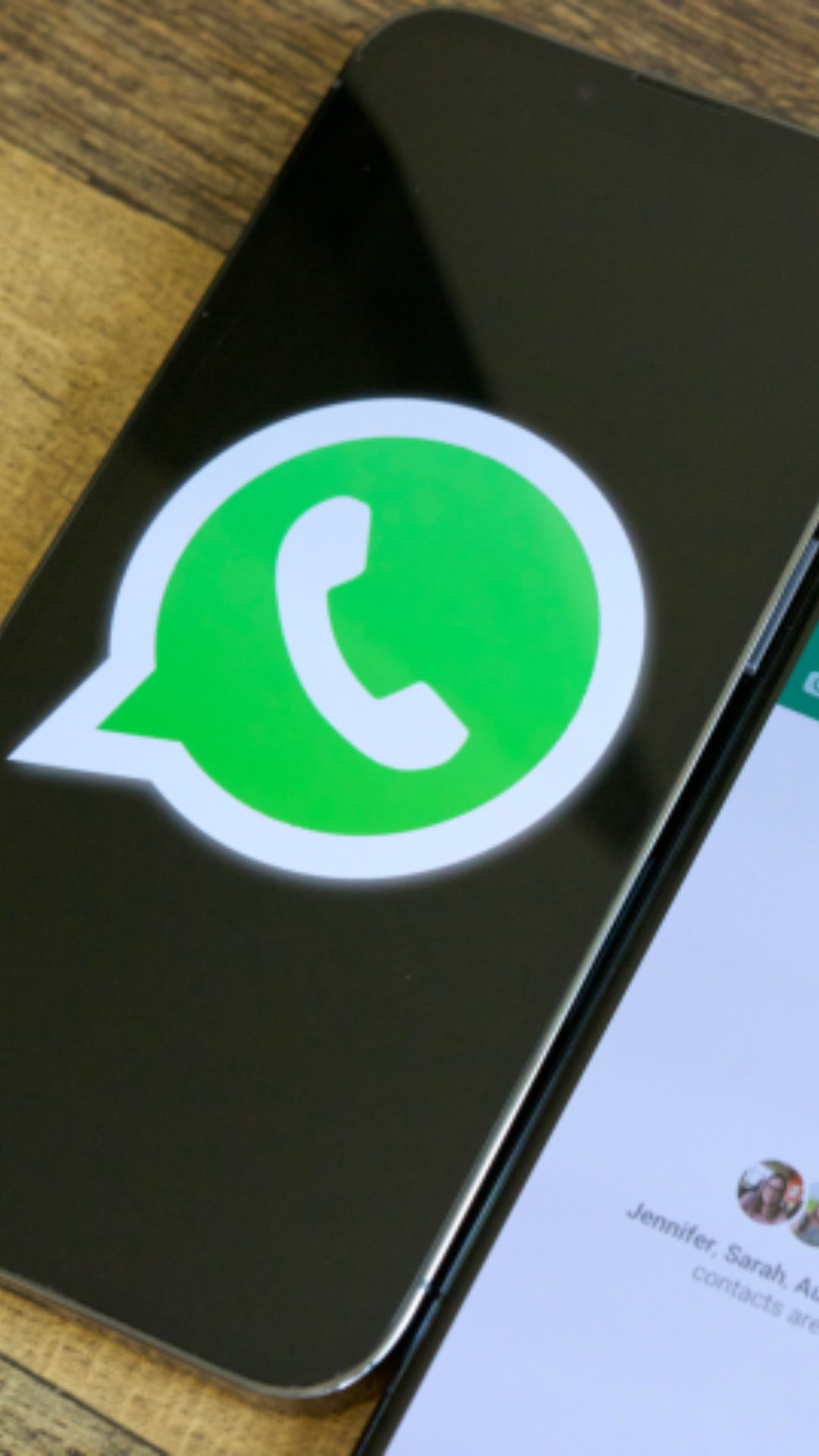 आज हम आपको बताएंगे कि आप WhatsApp पर कैसे किसी को ब्लॉक कर सकते हैं.