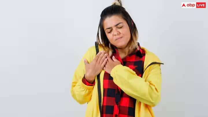 ઘણી વખત વ્યક્તિને ખબર નથી હોતી કે તેનું બીપી હાઈ છે અને તેની ખાવાની ખોટી આદતોને કારણે હાર્ટ એટેકનો શિકાર બની જાય છે. સૌથી મહત્વની વાત એ છે કે, હૃદયરોગના દર્દીઓ, ડાયાબિટીસ અને બીપીના દર્દીઓએ લાંબા સમય સુધી ગરબા કે કોઈપણ પ્રકારનો ડાન્સ ન કરવો જોઈએ.