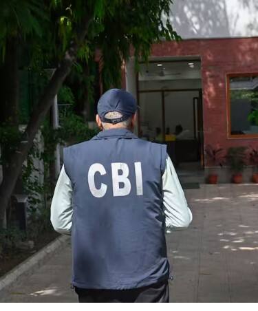 'ਆਪ' ਦੇ 6 ਸਰਕਾਰੀ ਅਧਿਕਾਰੀ ਗ੍ਰਿਫ਼ਤਾਰ, ਜਾਣੋ ਪੂਰਾ ਮਾਮਲਾ...