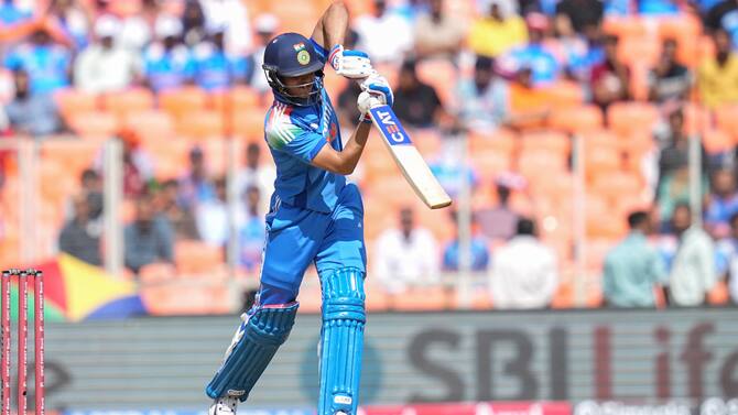 Shubman Gill Century:  గిల్ సూప‌ర్ సెంచ‌రీ.. భారీ స్కోరు దిశ‌గా భారత్, కోహ్లీ ఫిఫ్టీ