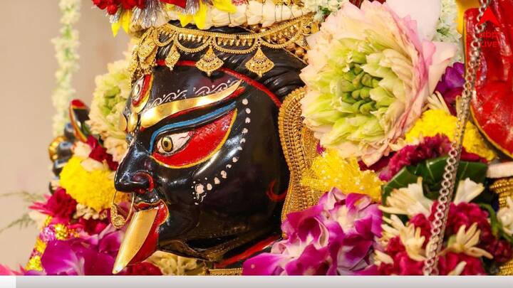 সন্তান লাভের আকাঙ্ক্ষায় অনেকেই বড় মা-র কাছে মানত রাখেন। ভক্তমহলের দাবি, বড়মা-র হোমে উৎসর্গ করা কলা সন্তানলাভের ক্ষেত্রে আশীর্বাদের মতো কাজ করে।