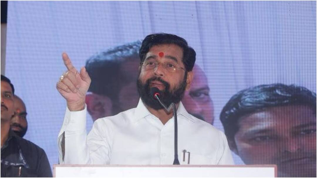 Eknath shinde inducted int State disaster management authority SDMA Committee नाराजगी की खबरों के बीच CM देवेंद्र फडणवीस ने एकनाथ शिंदे को दी बड़ी जिम्मेदारी, इस कमेटी का बनाया सदस्य