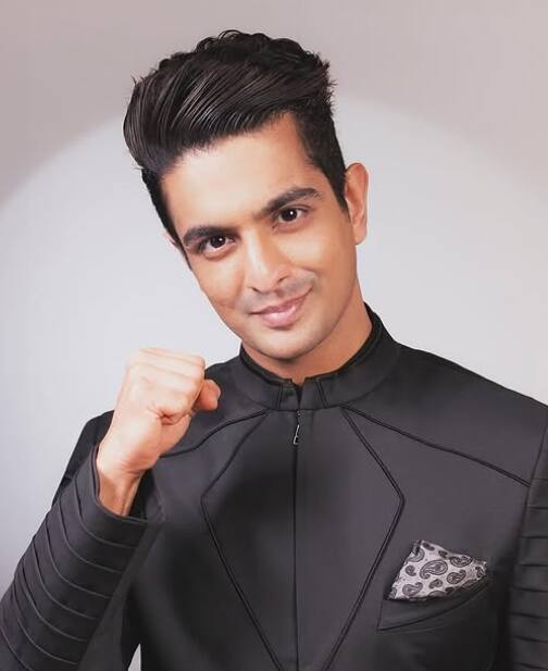 साल 2024 में, केरल के मलप्पुरम के एक गांव में इस्लामिक कानून लागू करने के बारे में अपने शो में असत्यापित दावा करने को लेकर भी रणवीर इलाहाबादिया को काफी आलोचना झेलनी पड़ी थी.