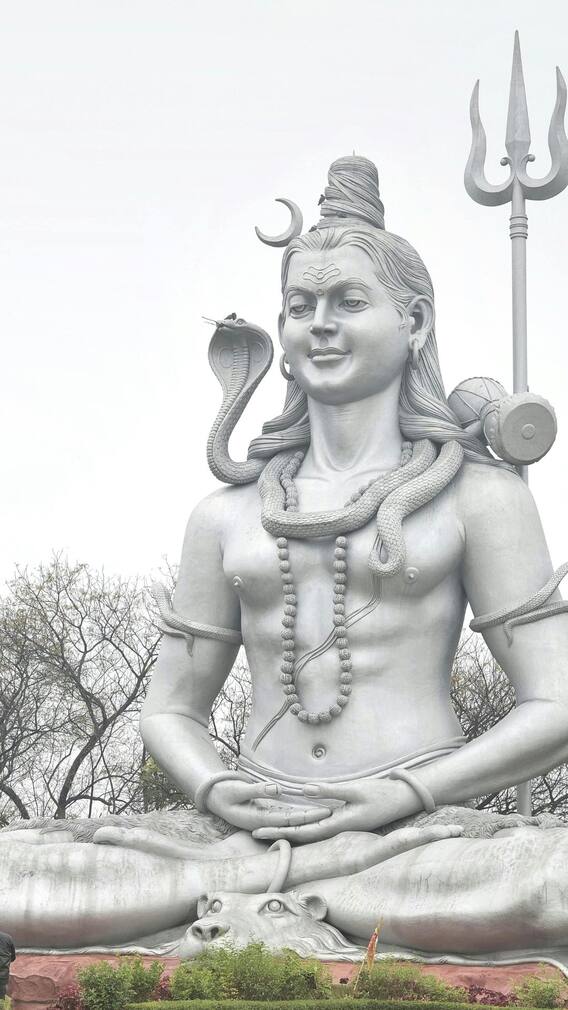 மஹாசிவராத்திரி 2025: மக்கள் கடைபிடிக்கும் விரதங்கள்