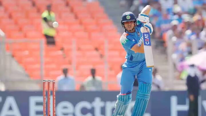 ইংল্যান্ডের বিরুদ্ধে তৃতীয় ওয়ান ডেতে ১১২ রানের ইনিংস খেলেন ভারতের ওপেনিং ব্যাটার। আর এই ইনিংসের সুবাদেই একগুচ্ছ রেকর্ড গড়ে ফেললেন শুভমন গিল।