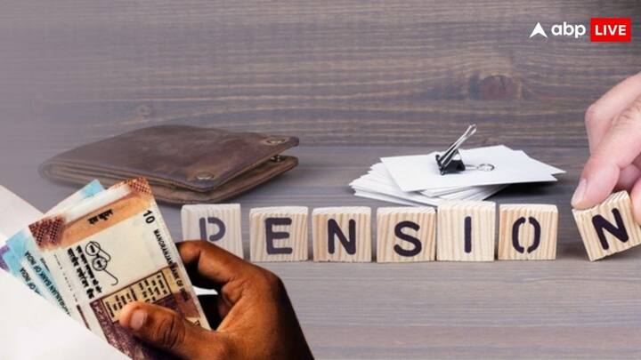 Government Pension Scheme: अगर आप किसी बेहतरीन पेंशन योजना में इन्वेस्ट करना चाहते हैं. तो आपके लिए कौनसी योजना साबित हो सकती सबसे बेहतरीन योजना जानिए इस खबर में.