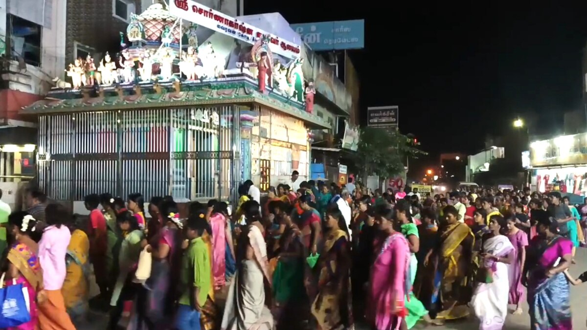 தை பெளர்ணமி  - சிவாய நம ஓம் என்ற மந்திரங்கள் முழங்க பக்தி பரவசம் பொங்க கிரிவலம் சென்ற பக்தர்கள்...!