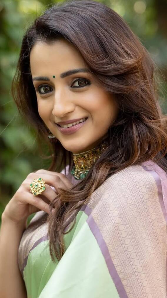 एक्ट्रेस तृषा कृष्णन का X अकाउंट हैक, कर डाले ऐसे पोस्ट