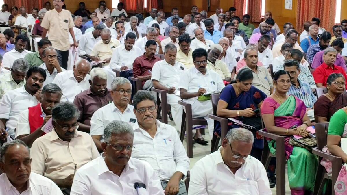 திரை பிரபலமாக இருப்பதால் மட்டுமே அரசியலில் வெல்ல முடியாது - பாலகிருஷ்ணன்