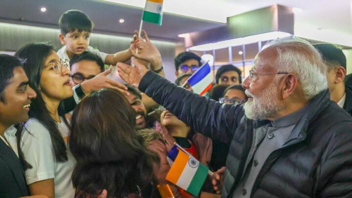 பிரான்ஸ் நாட்டில், ஏஐ மாநாட்டில் பங்கேற்பற்காதாக , பிரதமர் மோடி பயணம்; அங்கு அவரை வரவேற்ற இந்திய குழந்தைகள்