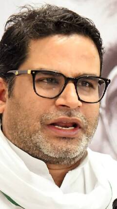 प्रशांत किशोर ने आज सुबह तिरुमाला मंदिर में की पूजा - अर्चना | ABP SHORTS