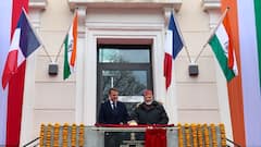 PM Modi Visit To France: फ्रांस के मार्सिले से क्या है वीर सावरकर का कनेक्शन, PM मोदी ने किया जिक्र; Photos