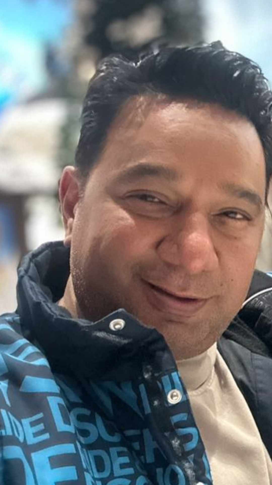 उन्होंने कहा कि अक्षय सिर्फ डायलॉग याद नहीं करते बल्कि अपनी क्रिएटिविटी से सीन को बेहतर बनाते हैं