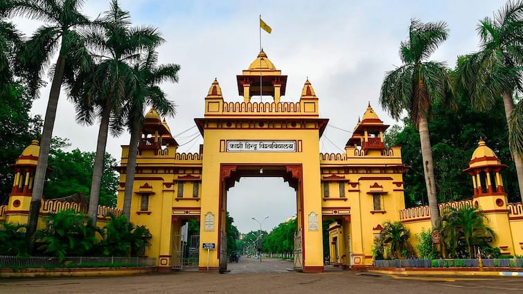 BHU know how to get admission process in Banaras Hindu University get detailed history पूर्व PM चंद्रशेखर से लेकर मुरली मनोहर जोशी तक हैं इस यूनिवर्सिटी से पढ़े, जानिए कैसे मिलता है दाखिला