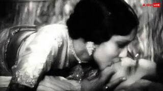 Happy Kiss Day 2025: हिंदी सिनेमा में किस फिल्म से हुई थी  किसिंग सीन की शुरुआत? 4 मिनट के लिपलॉक पर हो गया था बवाल