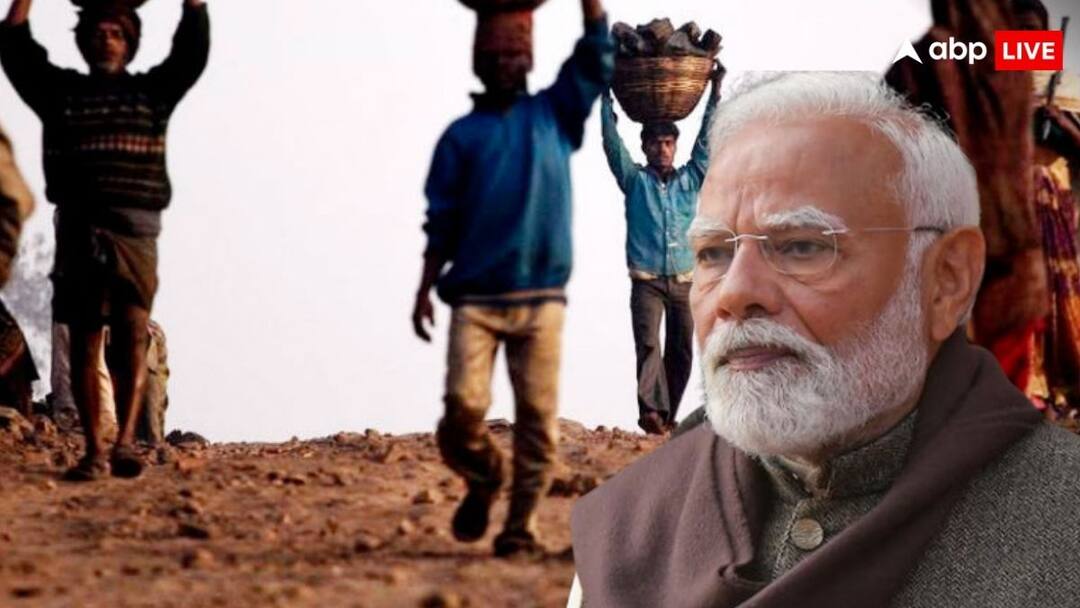 अब मज़दूरों को भी मिलेगी पेंशन, सरकार की इस योजना से मिलेगा फायदा pm shram yogi mandhan yojana pension scheme for workers know all the details अब मज़दूरों को भी मिलेगी पेंशन, सरकार की इस योजना से मिलेगा फायदा