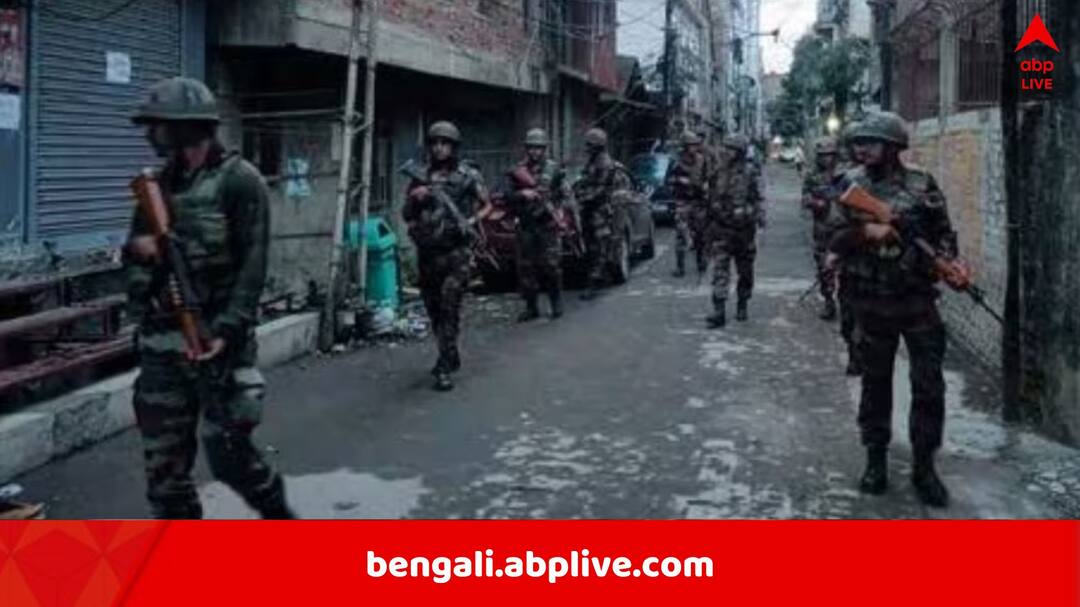 President Rule in Manipur: মণিপুরে রাষ্ট্রপতি শাসন জারি, বীরেনের বিকল্প না পেয়েই কি সিদ্ধান্ত? এখনও চলছে হিংসা Manipur President Rule imposed days after Biren Singhs resignation President Rule in Manipur: মণিপুরে রাষ্ট্রপতি শাসন জারি, বীরেনের বিকল্প না পেয়েই কি সিদ্ধান্ত? এখনও চলছে হিংসা