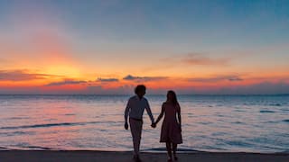 From Marine Drive To Bandra Fort: 5 Places In Mumbai To Celebrate Valentine's Day