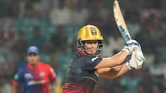 WPL 2025: মাত্র ১ রানের জন্য সেঞ্চুরি হাতছাড়া! এবার ডব্লিউপিএলে তিন অঙ্ক স্পর্শ করবেন কে?