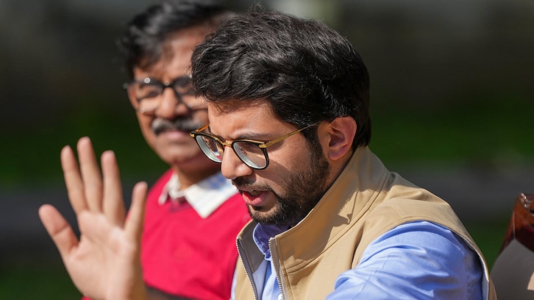 'साथ हमने नहीं छोड़ा था...,' आदित्य ठाकरे के इस बयान पर भड़के बीजेपी नेता संजय मयूख Aditya Thackeray on Delhi elections results and Nitish Kumar and Maharashtra BJP Sanjay Mayukh replied ANN 'साथ हमने नहीं छोड़ा था...,' आदित्य ठाकरे के इस बयान पर भड़के बीजेपी नेता संजय मयूख