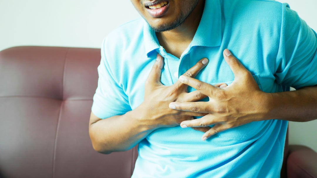 Health Tips: હૃદયના સ્વાસ્થ્ય માટે ખતરનાક સાબિત થઈ શકે છે આ લક્ષણો, તેને અવગણવાની ભૂલ ન કરતા These symptoms can prove dangerous for heart health Health Tips: હૃદયના સ્વાસ્થ્ય માટે ખતરનાક સાબિત થઈ શકે છે આ લક્ષણો, તેને અવગણવાની ભૂલ ન કરતા