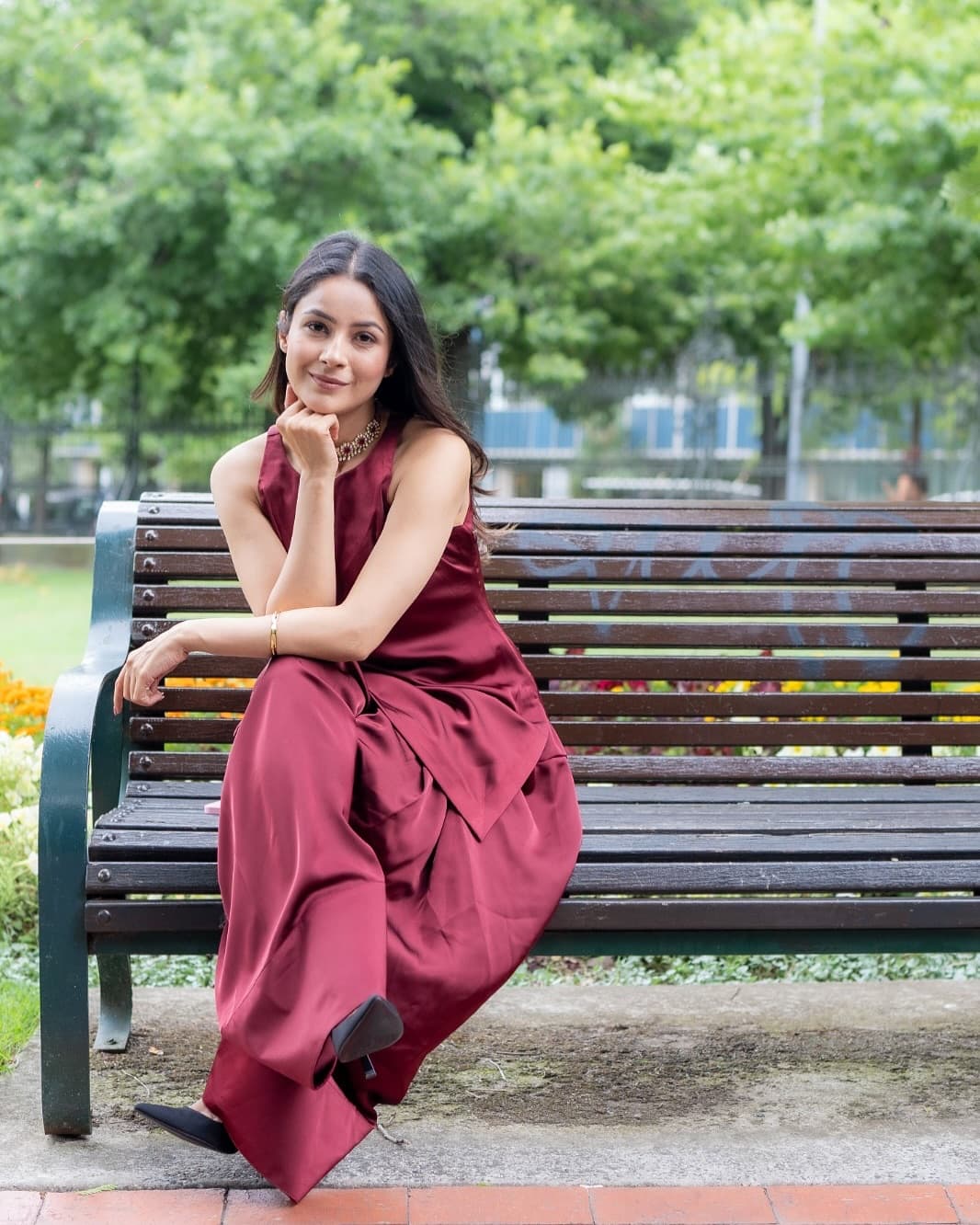 Shehnaaz Gill's Affordable Ethnic Look In Melbourne Sets New Fashion  Standards
