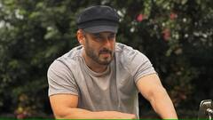 सलमान खान से लेकर सनी देओल तक, करोड़ों की घड़ियां पहनकर घूमते हैं ये सेलेब्स, कीमत जान लगेगा झटका