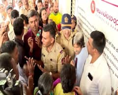 आरबीआयने मुंबईतील बँकेवर कारवाईचा वरवंटा फिरवला, शाखेबाहेर ठेवीदारांची प्रचंड गर्दी