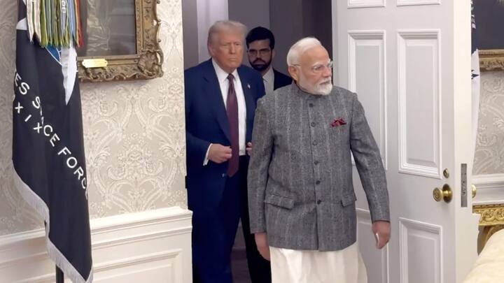 अमेरिकी राष्ट्रपति ने कहा कि हमारे पास बात करने के लिए कुछ बहुत बड़ी बातें हैं. उन्होंने बताया कि भारत हम से बहुत सारा तेल और गैस खरीदने जा रहे है.