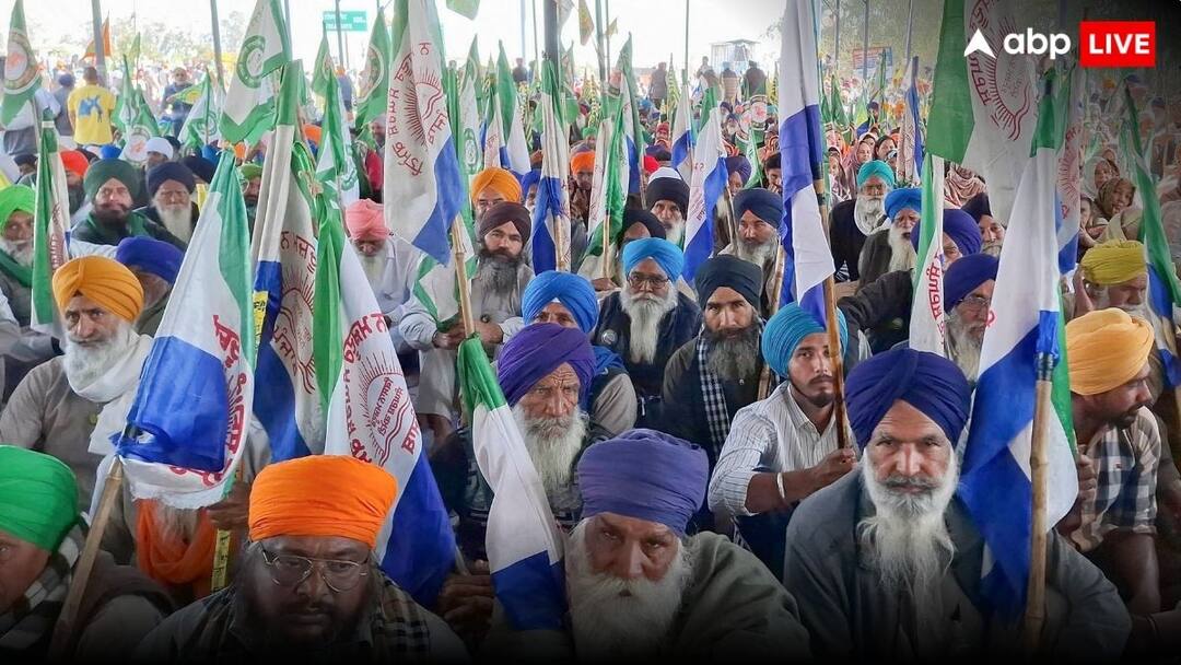 MSP पर मोदी सरकार देगी कानूनी गारंटी? केंद्रीय मंत्री प्रल्हाद जोशी संग किसान नेताओं की बैठक शुरू union minister pralhad joshi meeting with farmer leaders over MSP and other Issues Shambhu Khanauri border MSP पर मोदी सरकार देगी कानूनी गारंटी? केंद्रीय मंत्री प्रल्हाद जोशी संग किसान नेताओं की बैठक शुरू