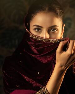 Shehnaaz Gill: 'पंजाबची कतरिना कैफ' शेहनाजचा देसी अंदाज; नव्या फोटोत दिसतेय खास!