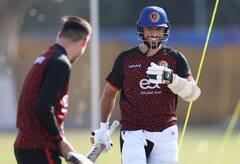 Champions Trophy 2025: अफगानिस्तान-पाकिस्तान के खिलाड़ियों ने चैंपियंस ट्रॉफी से पहले साथ पढ़ी नमाज, सामने आई खूबसूरत तस्वीरें